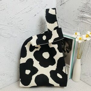 CALINNL Flower Graphic Bag
